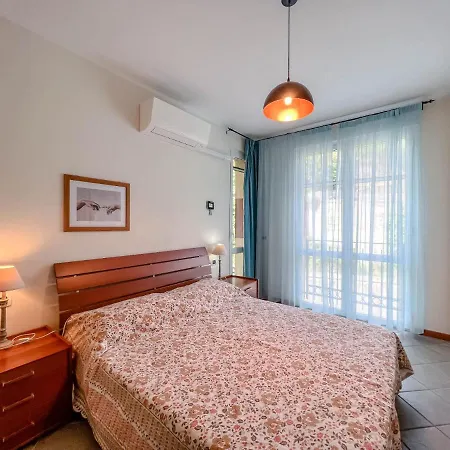 Grande Appartamento Sopra Corte Di Mare Apartment *